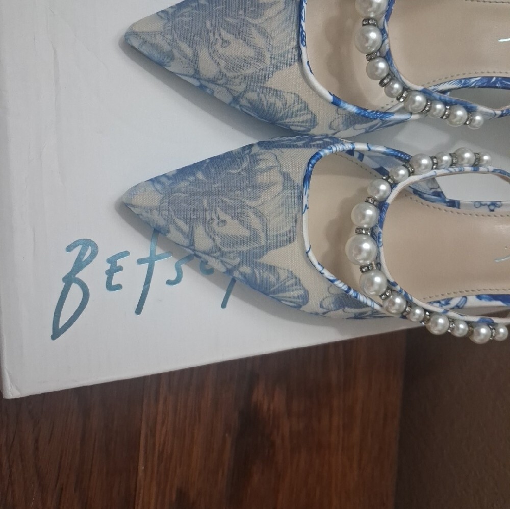 Blue Floral Pearl-Embellished Women’s Kitten Heal - Picture 8 of 9